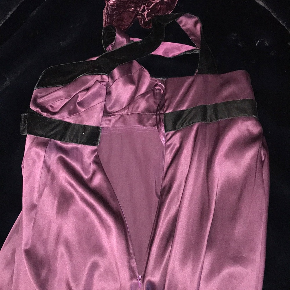 Dress - Picture 7 of 8